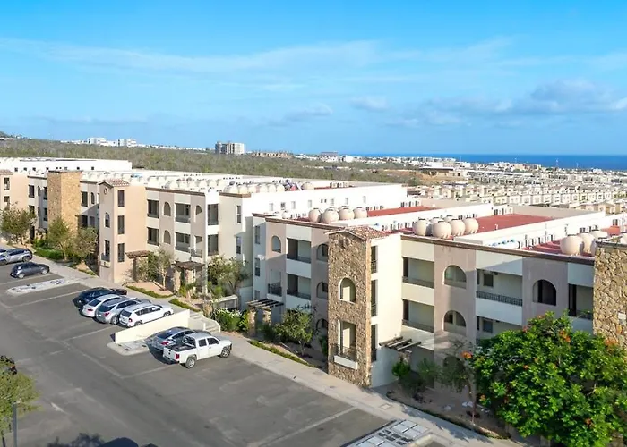 3br Penthouse With Stunning Arch Views And Private Concierge 24 7 Apartment