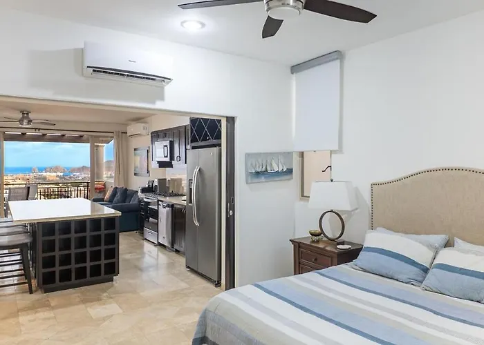 3br Penthouse With Stunning Arch Views And Private Concierge 24 7 Apartment *